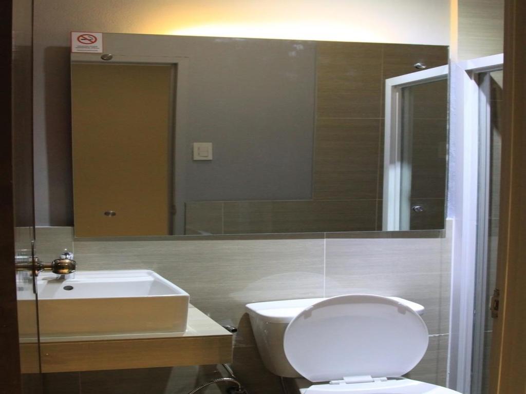 Sumo Asia Hotels - Davao City Oda fotoğraf