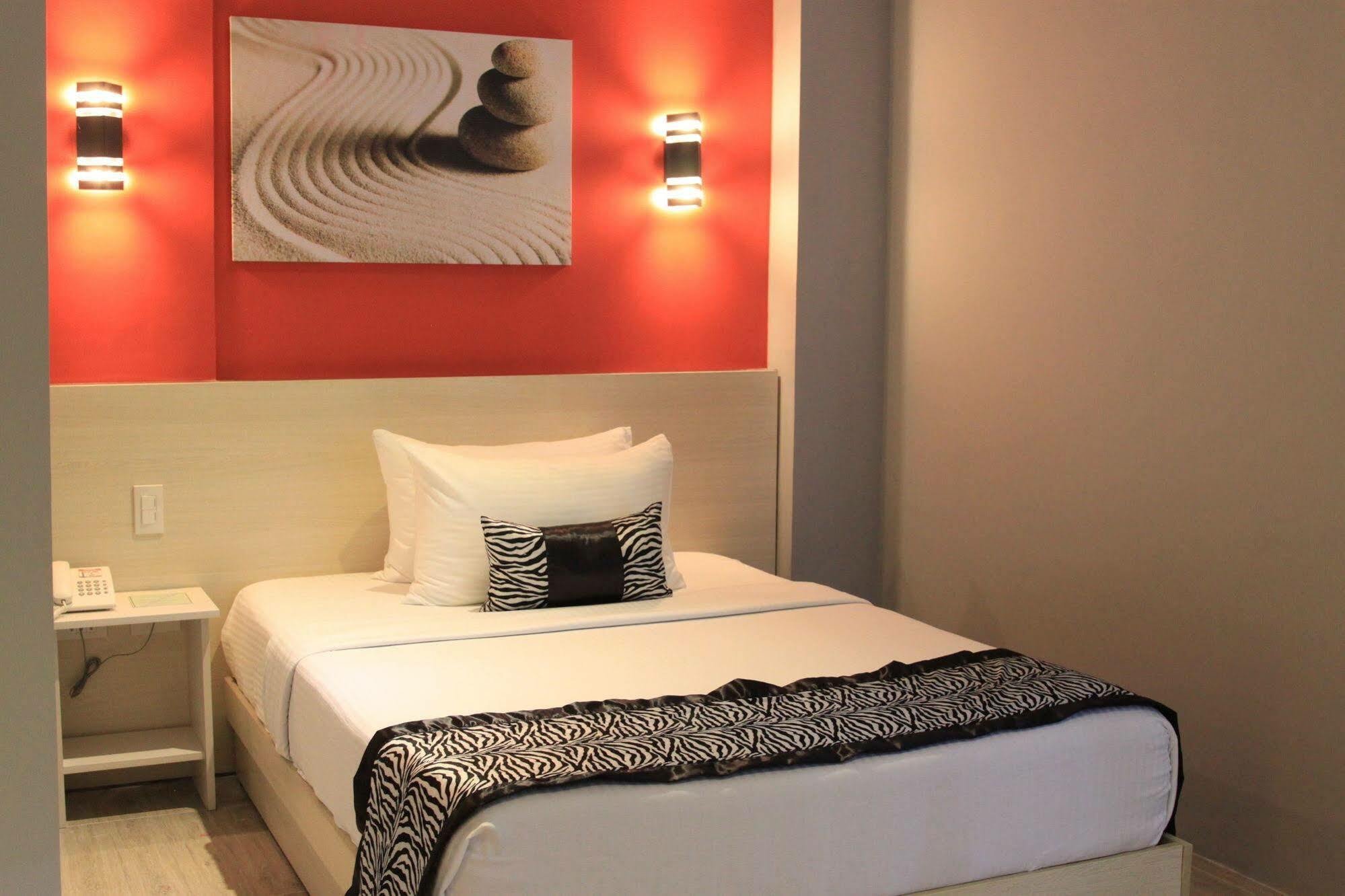 Sumo Asia Hotels - Davao City Dış mekan fotoğraf