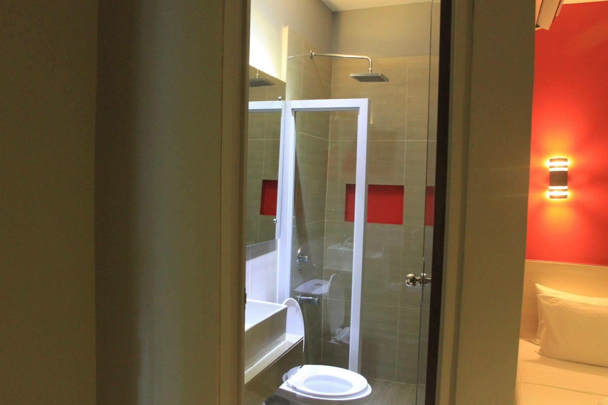 Sumo Asia Hotels - Davao City Dış mekan fotoğraf